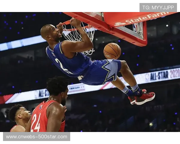 全明星名人赛现场，娱乐明星与篮球元素融合