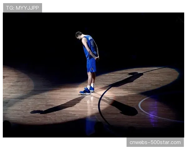 前NBA球星诺维茨基出席活动，谈“空间型四号位”对比赛的历史性影响